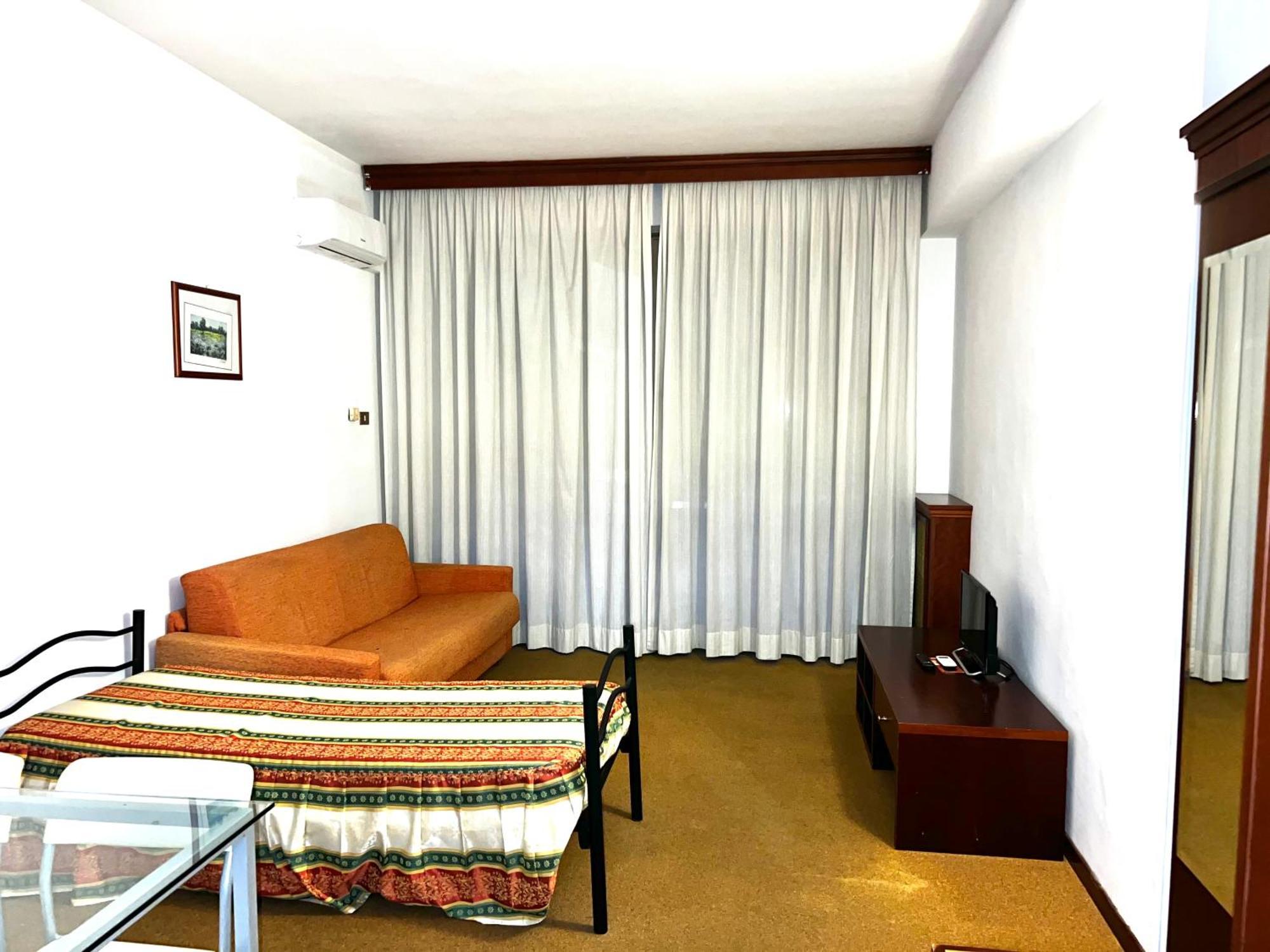 Parco Tirreno Hotel Rome Exterior photo